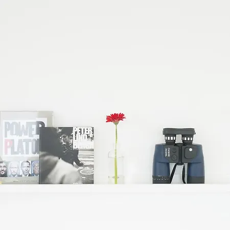 Komfort-hausboote Am Naturhafen